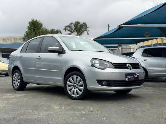 VOLKSWAGEN POLO SEDAN 1.6 MI 8V FLEX 4P AUTOMATIZADO VOLKSWAGEN POLO SEDAN 1.6 MI 8V FLEX 4P AUTOMATIZADO